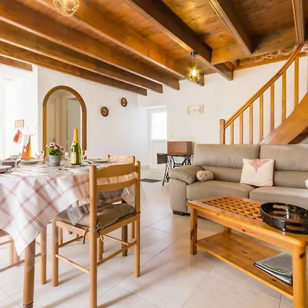 Maison Renovee Typique, Calme, Proche Mer, 2 Cours Fermees, Cheminee Et Equipements Pour Enfants. - Fr-1-306-836 * Piriac-sur-Mer